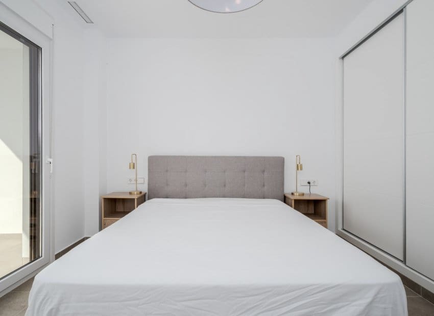 2 bedroom Apartment for sale in Orihuela Costa with pool - € 380,000 (Ref: 9403701)