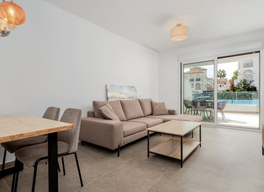 2 bedroom Apartment for sale in Orihuela Costa with pool - € 380,000 (Ref: 9403701)