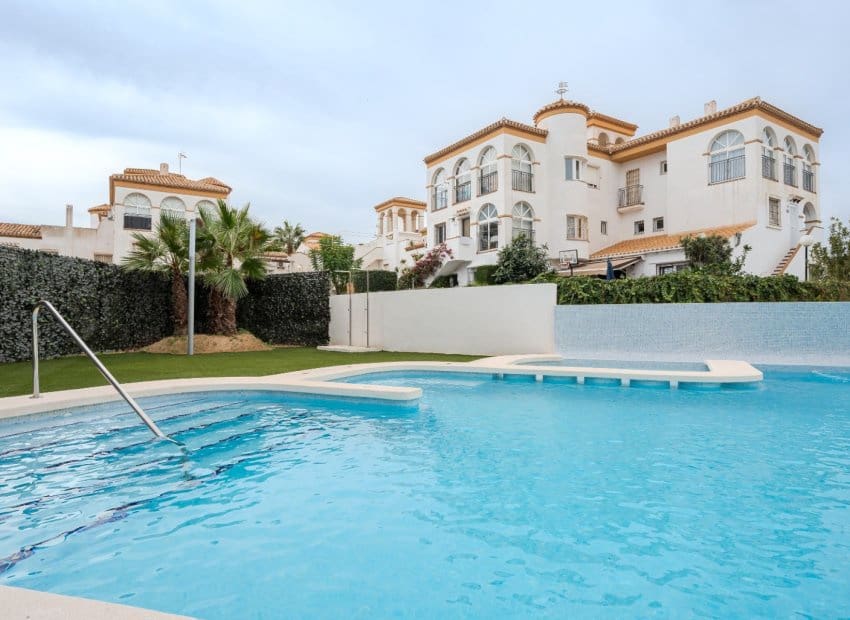 2 bedroom Apartment for sale in Orihuela Costa with pool - € 380,000 (Ref: 9403701)