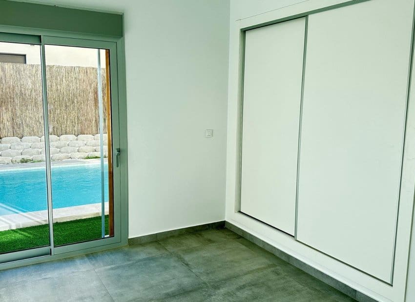 4 soveværelse Villa til salg i Algorfa med swimmingpool - € 659.000 (Ref: 9408188)