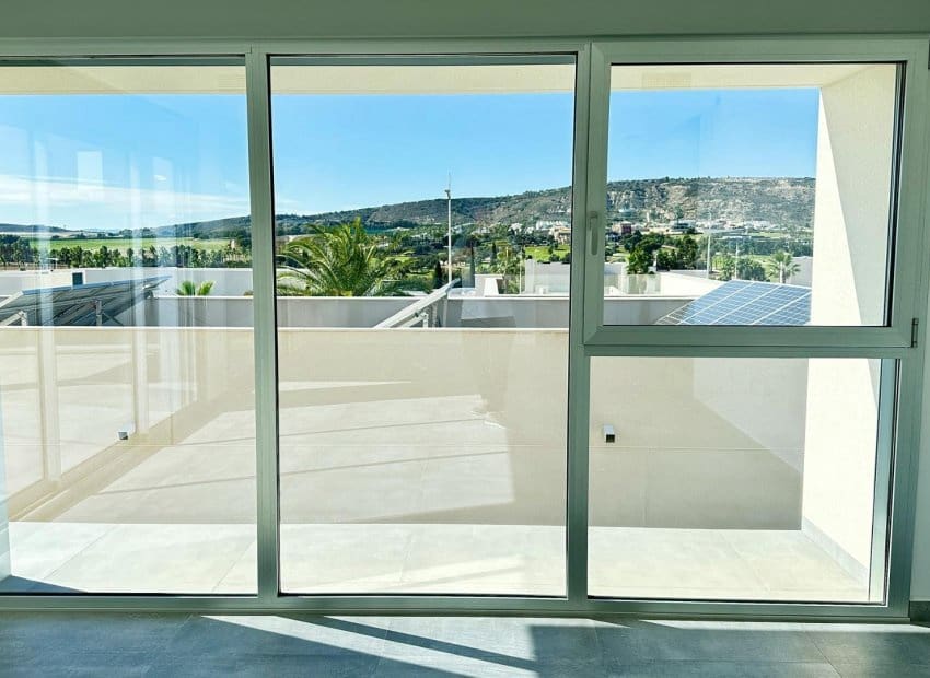 4 soveværelse Villa til salg i Algorfa med swimmingpool - € 659.000 (Ref: 9408188)