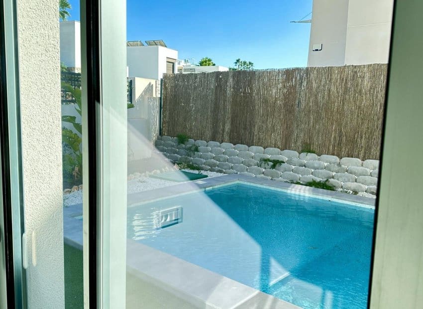 4 soveværelse Villa til salg i Algorfa med swimmingpool - € 659.000 (Ref: 9408188)