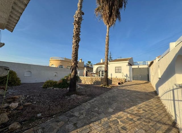 2 bedroom Townhouse for sale in San Luis, Torrevieja - € 289,000 (Ref: 9408189)