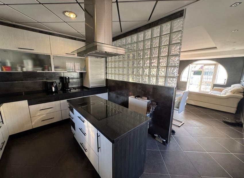 2 Zimmer Haus zu verkaufen in San Luis - 289.000 € (Ref: 9408189)