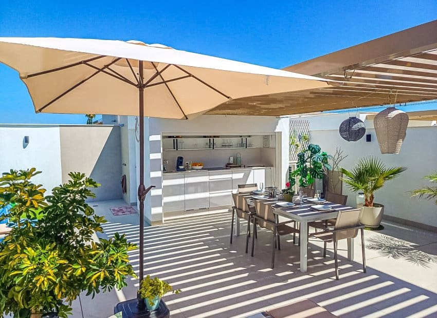 3 quarto Penthouse para venda em San Pedro del Pinatar com piscina - 355 000 € (Ref: 9409848)