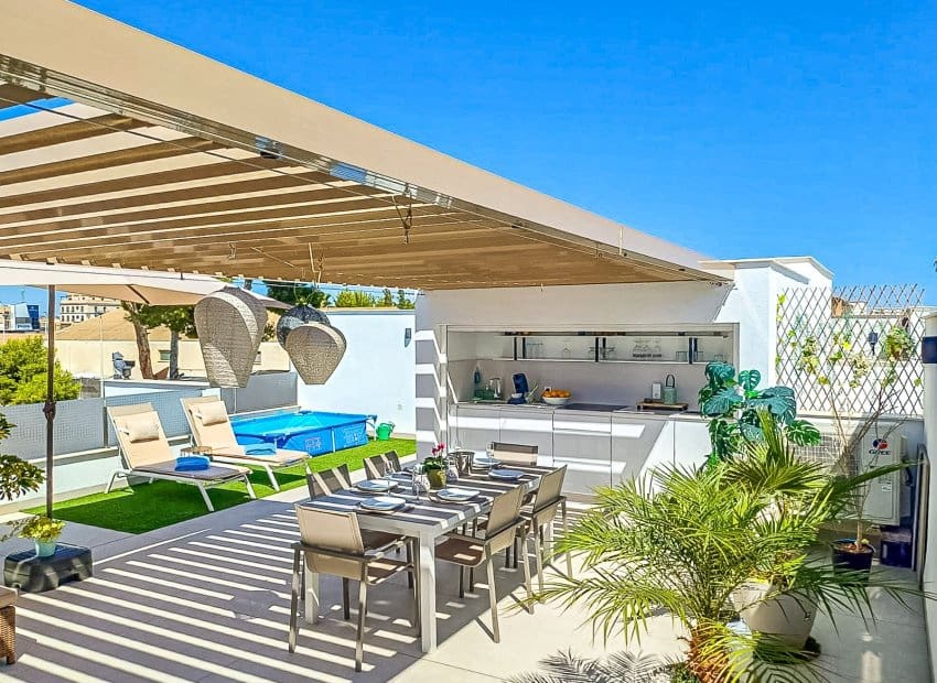 3 quarto Penthouse para venda em San Pedro del Pinatar com piscina - 355 000 € (Ref: 9409848)