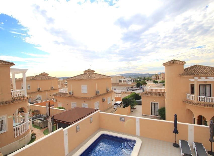 4 soverom Villa til salgs i Atalaya Park - € 365 000 (Ref: 9409851)