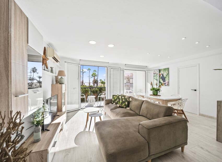 2 soverom Leilighet til salgs i Torrevieja - € 265 000 (Ref: 9412858)