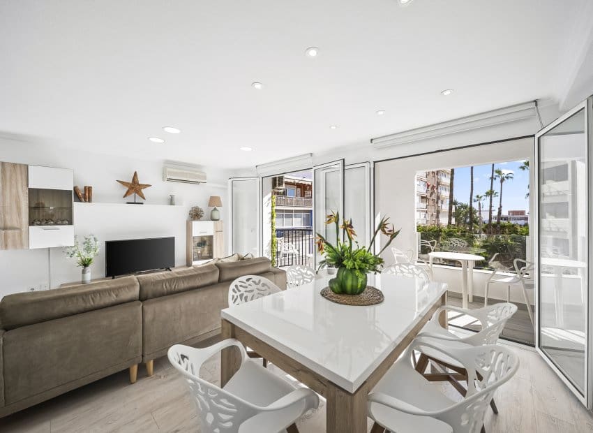 2 soverom Leilighet til salgs i Torrevieja - € 265 000 (Ref: 9412858)