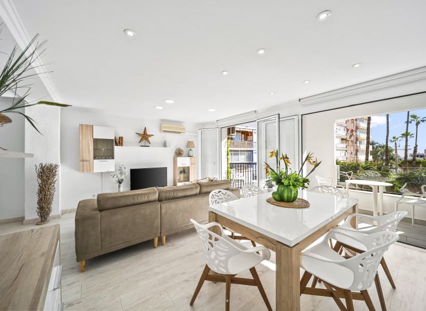 2 soverom Leilighet til salgs i Torrevieja - € 265 000 (Ref: 9412858)