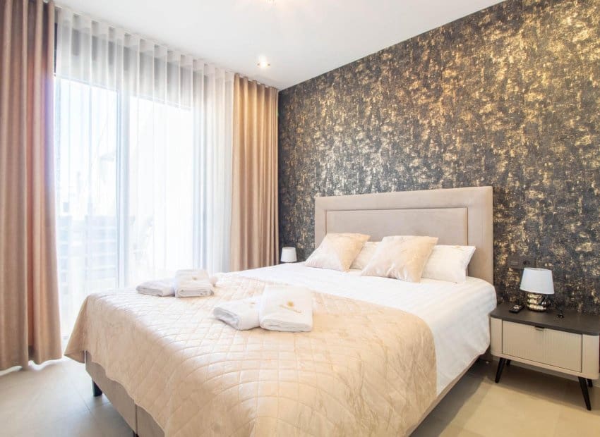 3 sovrum Bungalow till salu i Orihuela Costa med pool - 395 000 € (Ref: 9417622)