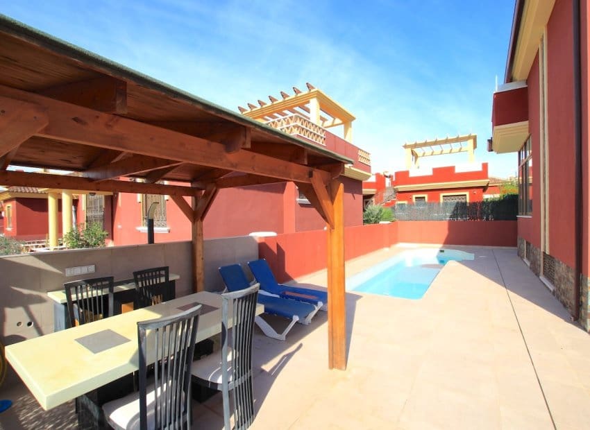 6 sovrum Villa till salu i Lo Crispin med pool - 395 000 € (Ref: 9417624)