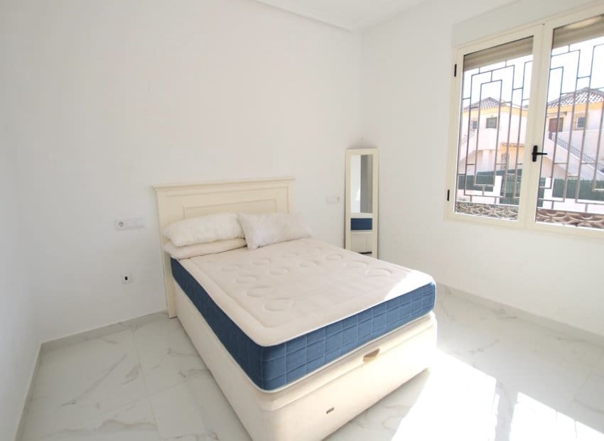 6 sovrum Villa till salu i Lo Crispin med pool - 395 000 € (Ref: 9417624)