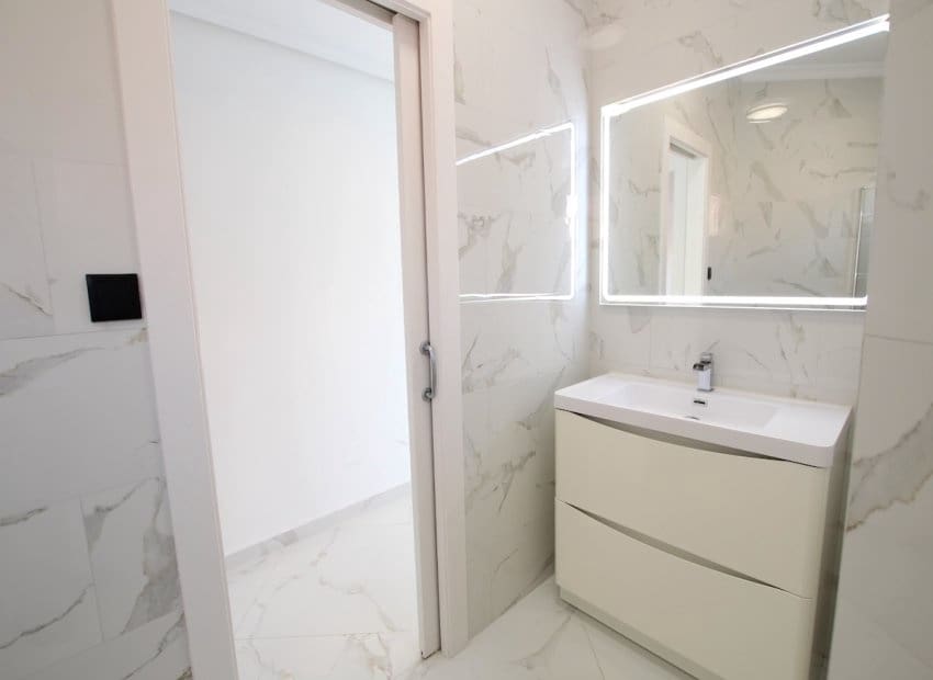 6 sovrum Villa till salu i Lo Crispin med pool - 395 000 € (Ref: 9417624)