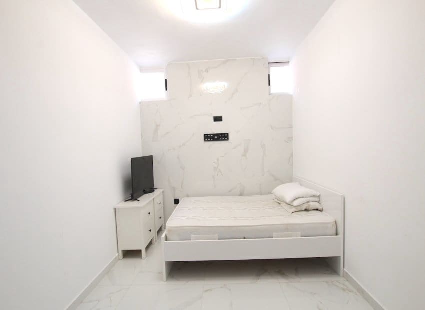 6 sovrum Villa till salu i Lo Crispin med pool - 395 000 € (Ref: 9417624)