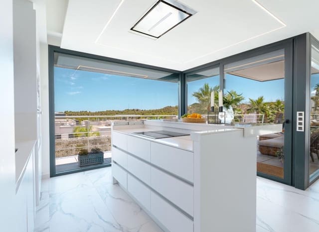 5 soveværelse Villa til salg i San Miguel de Salinas med swimmingpool - € 780.000 (Ref: 9417625)