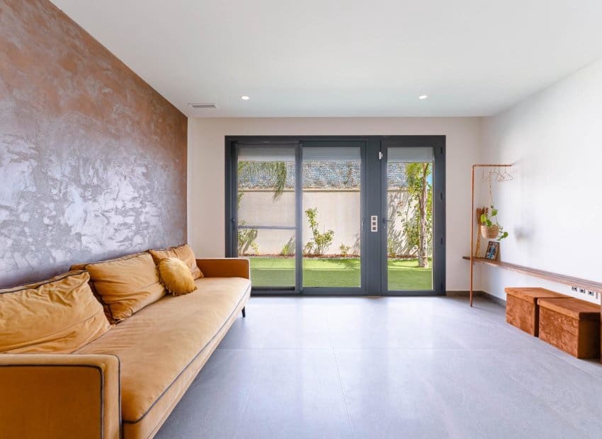 5 soveværelse Villa til salg i San Miguel de Salinas med swimmingpool - € 780.000 (Ref: 9417625)