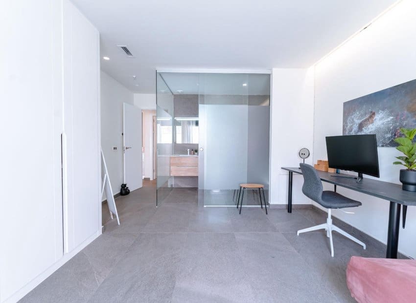 5 soveværelse Villa til salg i San Miguel de Salinas med swimmingpool - € 780.000 (Ref: 9417625)