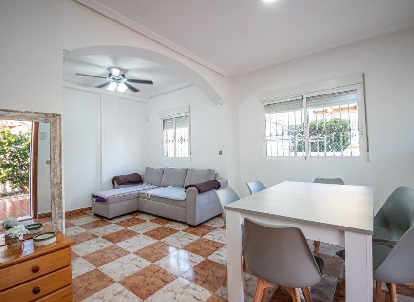 2 sypialnia Dom blizniak na sprzedaż w La Regia z basenem - 230 000 € (Ref: 9417626)