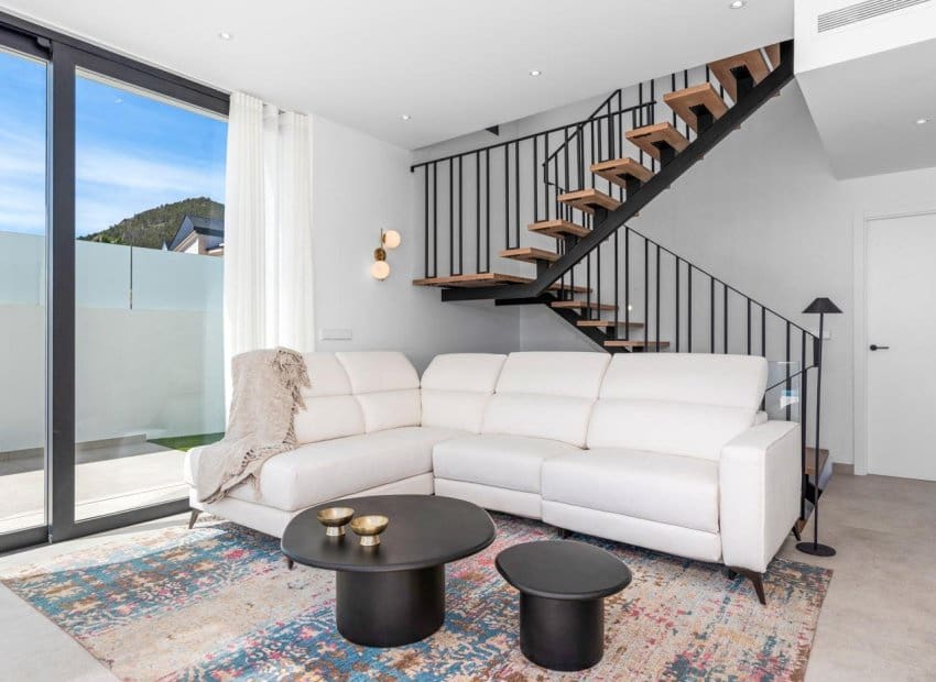 3 bedroom Villa for sale in Polop with pool - € 860,000 (Ref: 9417627)