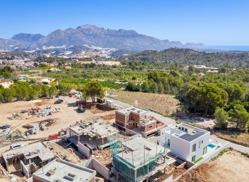 3 bedroom Villa for sale in Polop with pool - € 860,000 (Ref: 9417627)