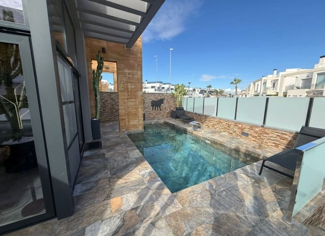 3 Zimmer Villa zu verkaufen in Lomas de Cabo Roig - Los Dolses, Orihuela mit Pool - 575.000 € (Ref: 9417631)