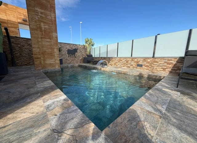 3 Zimmer Villa zu verkaufen in Lomas de Cabo Roig - Los Dolses, Orihuela mit Pool - 575.000 € (Ref: 9417631)