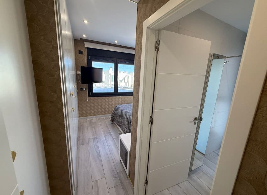 3 chambre Villa/Maison à vendre à Orihuela Costa avec piscine - 575 000 € (Ref: 9417631)