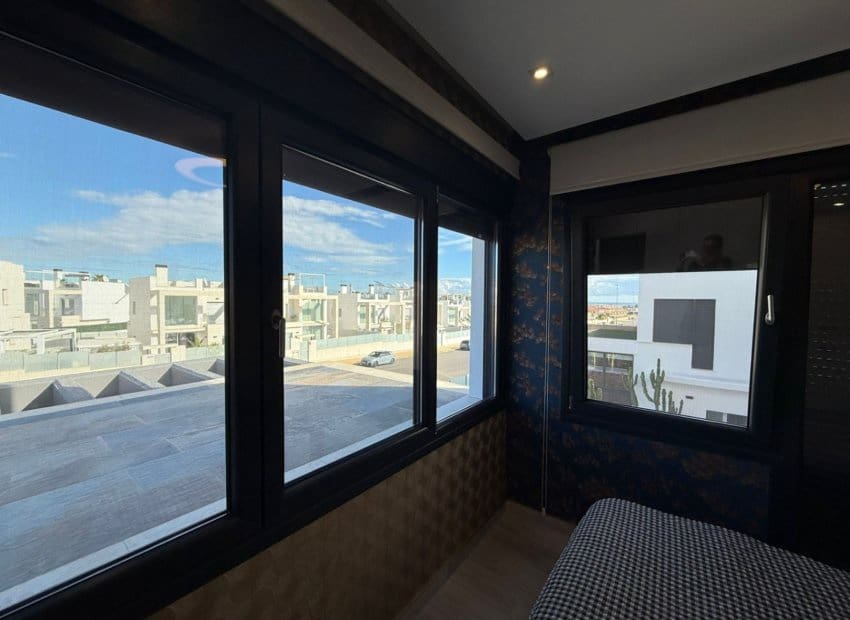 3 chambre Villa/Maison à vendre à Orihuela Costa avec piscine - 575 000 € (Ref: 9417631)