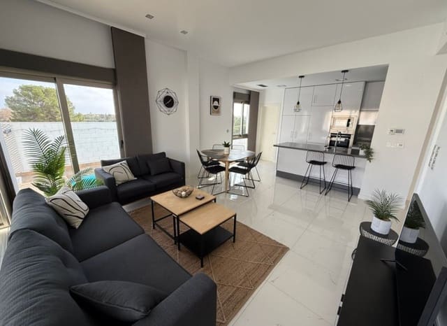 Chalet de 3 habitaciones en Orihuela Costa, Orihuela en venta con piscina - 489.000 € (Ref: 9417632)