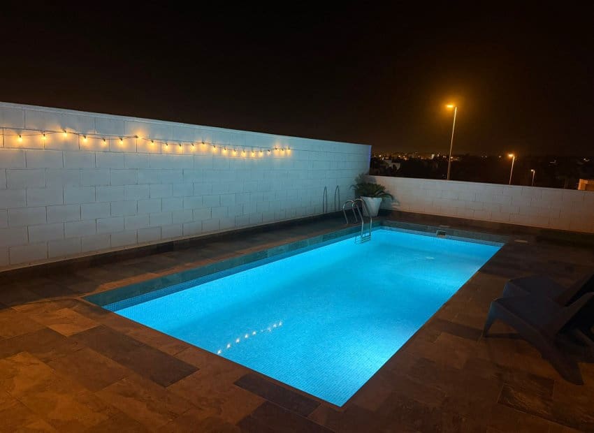 3 bedroom Villa for sale in Orihuela Costa with pool - € 489,000 (Ref: 9417632)