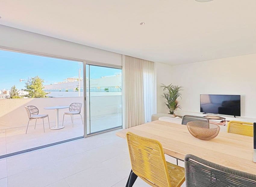 3 chambre Penthouse à vendre à Torrevieja - 360 000 € (Ref: 9417633)