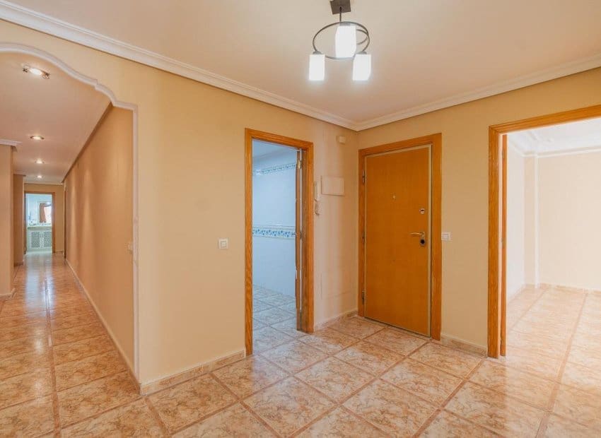 3 soveværelse Lejlighed til salg i Torrevieja - € 209.000 (Ref: 9417636)