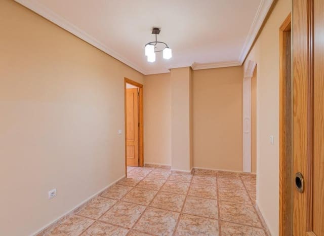 3 soveværelse Lejlighed til salg i Centro - Muelle Pesquero, Torrevieja - € 209.000 (Ref: 9417636)