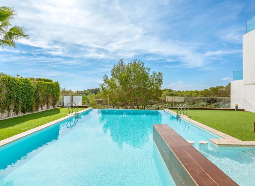 3 soverom Villa til salgs i Orihuela Costa med svømmebasseng - € 565 000 (Ref: 9417639)