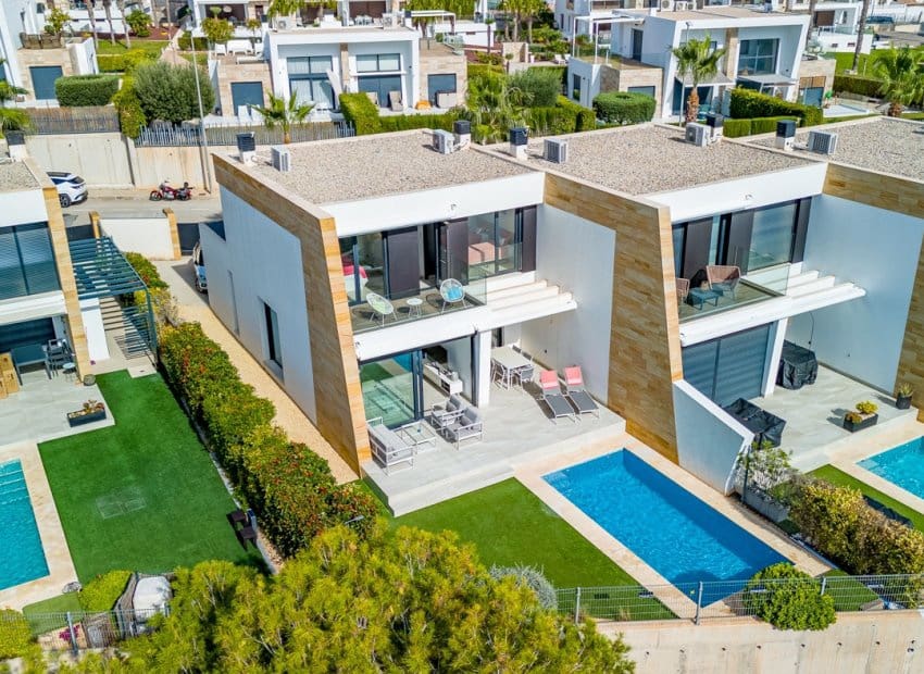 3 soverom Villa til salgs i Orihuela Costa med svømmebasseng - € 565 000 (Ref: 9417639)