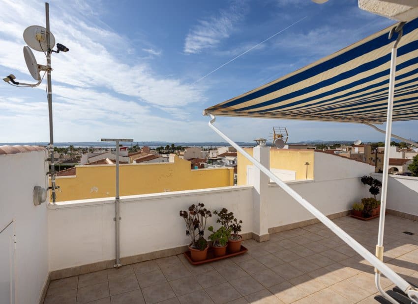 3 slaapkamer Bungalow te koop in Torrevieja - € 146.900 (Ref: 9417641)