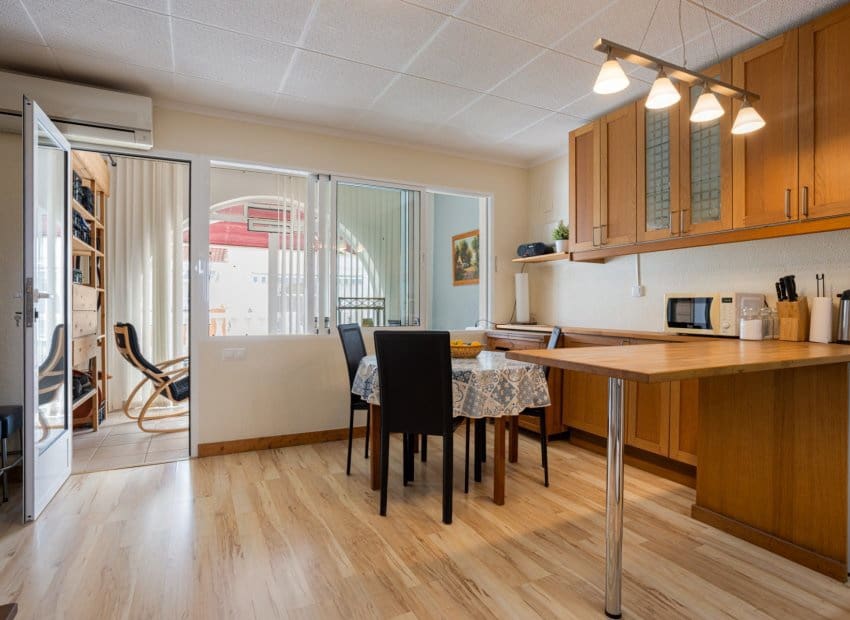 3 slaapkamer Bungalow te koop in Torrevieja - € 146.900 (Ref: 9417641)