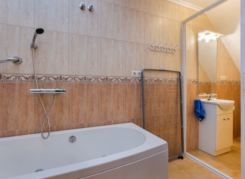 3 slaapkamer Bungalow te koop in Torrevieja - € 146.900 (Ref: 9417641)