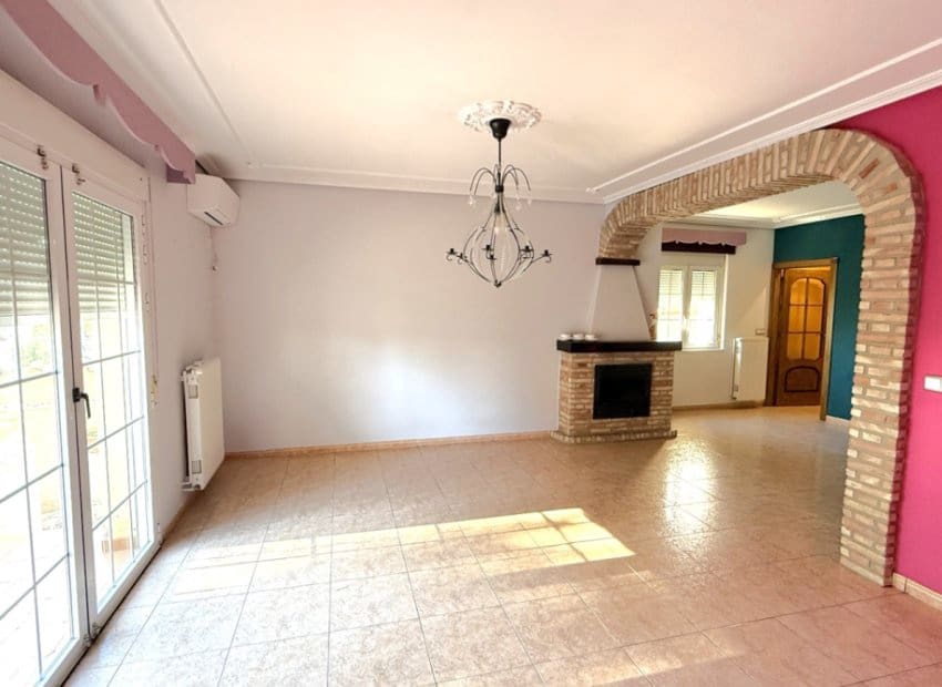 4 Zimmer Villa zu verkaufen in Pilar de la Horadada mit Pool - 480.000 € (Ref: 9417642)