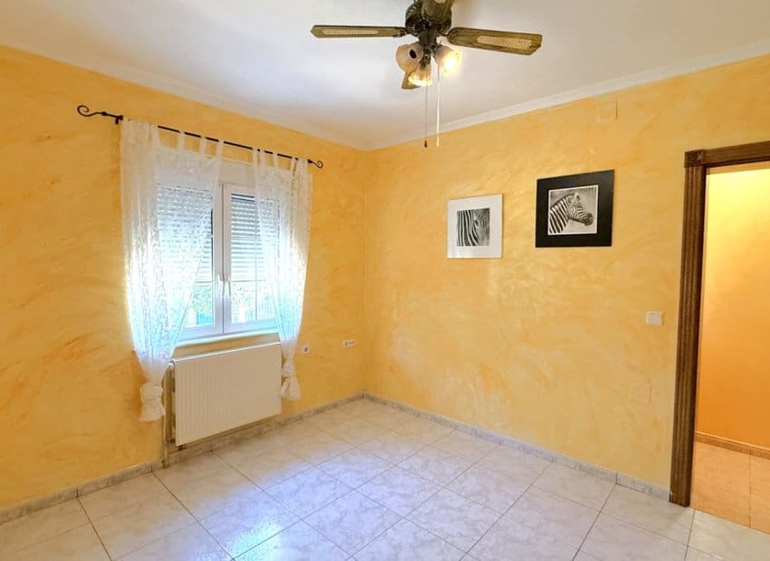 4 Zimmer Villa zu verkaufen in Pilar de la Horadada mit Pool - 480.000 € (Ref: 9417642)