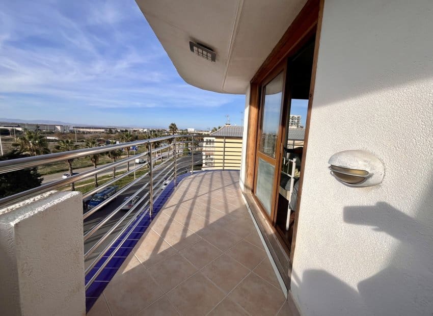 1 makuuhuone Huoneisto myytävänä paikassa Torrevieja mukana uima-altaan - 155 000 € (Ref: 9420092)