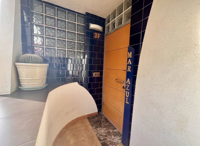 1 makuuhuone Huoneisto myytävänä paikassa Torrevieja mukana uima-altaan - 155 000 € (Ref: 9420092)