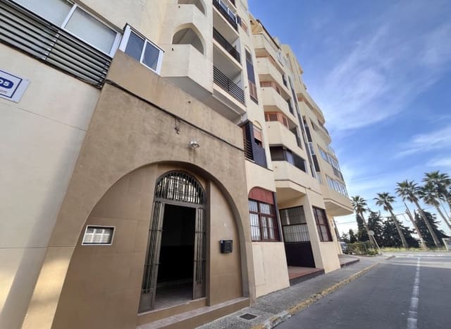 1 bedroom Apartment for sale in Playa de los Náufragos, Torrevieja with pool - € 155,000 (Ref: 9420092)