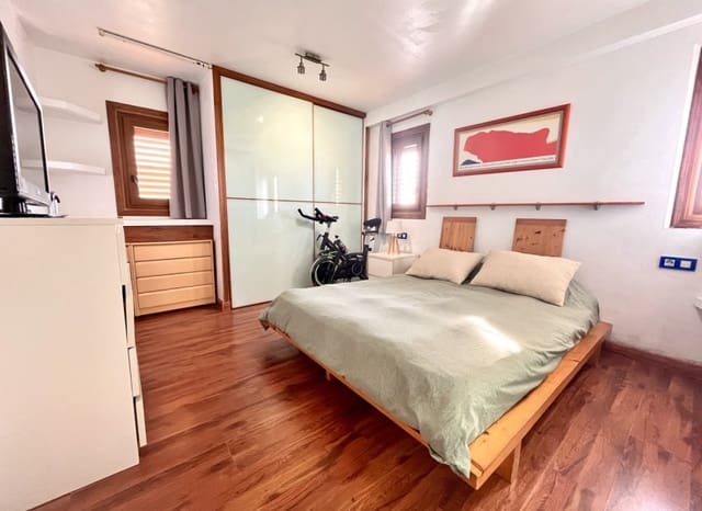 1 bedroom Apartment for sale in Playa de los Náufragos, Torrevieja with pool - € 155,000 (Ref: 9420092)