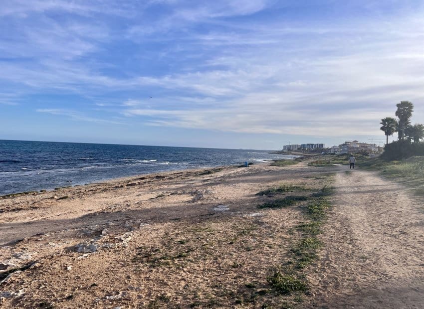 1 makuuhuone Huoneisto myytävänä paikassa Torrevieja mukana uima-altaan - 155 000 € (Ref: 9420092)