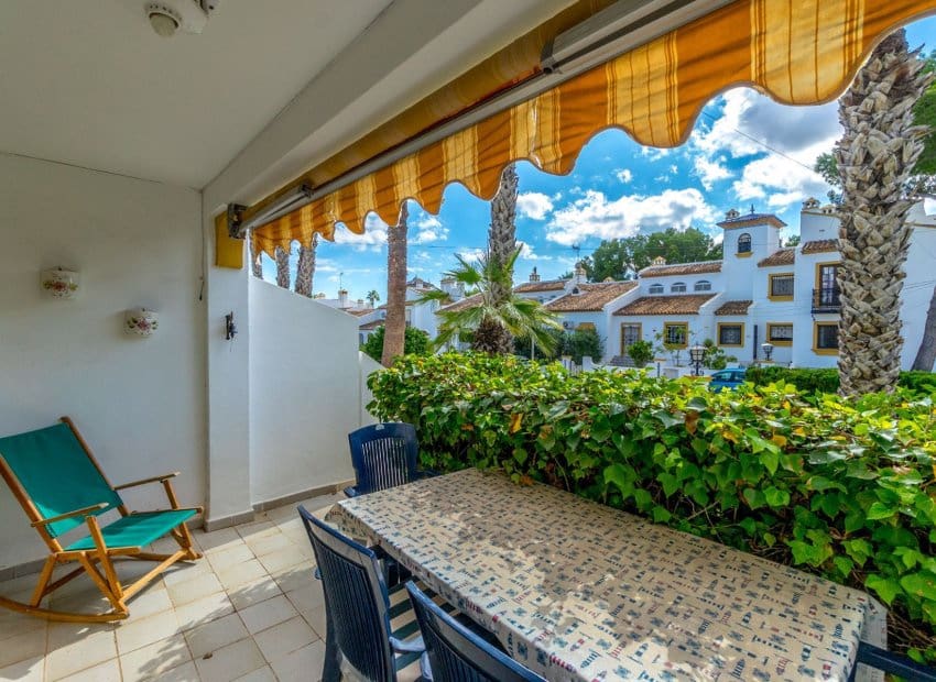 3 soverom Rekkehus til salgs i Villamartin med svømmebasseng - € 199 000 (Ref: 9420094)