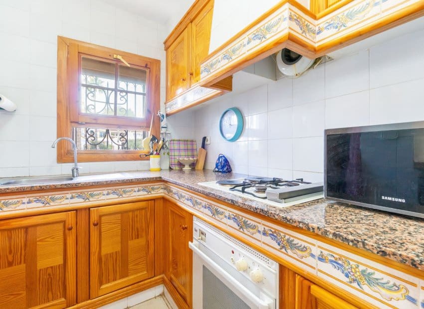 3 soverom Rekkehus til salgs i Villamartin med svømmebasseng - € 199 000 (Ref: 9420094)