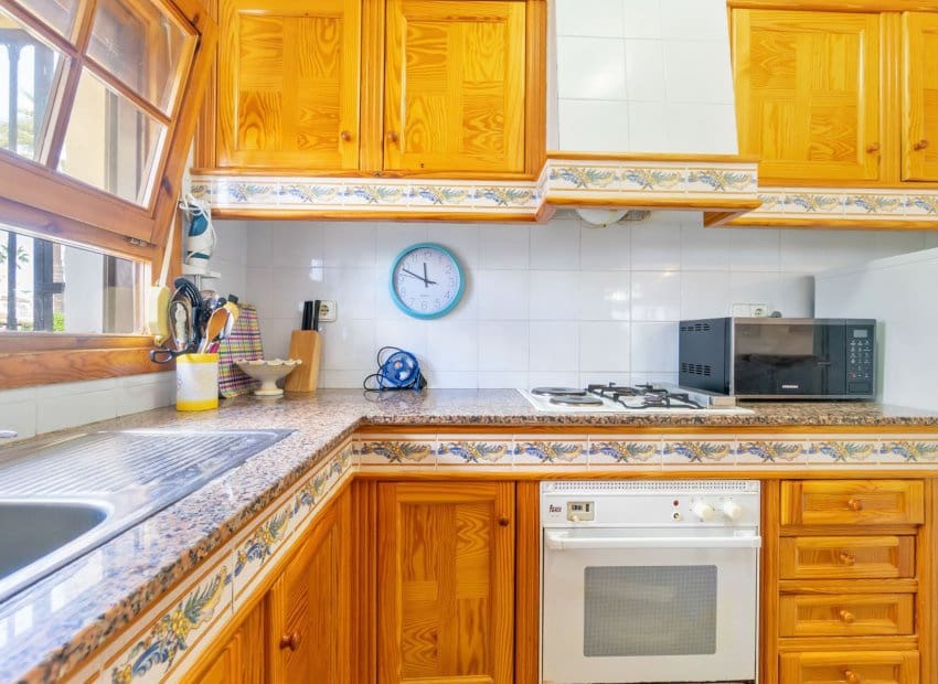 3 soverom Rekkehus til salgs i Villamartin med svømmebasseng - € 199 000 (Ref: 9420094)