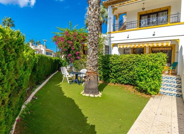 3 soveværelse Rækkehus til salg i Villamartin, Orihuela med swimmingpool - € 199.000 (Ref: 9420094)